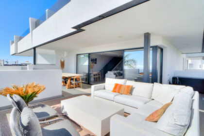 f51dd7e8cfa872c5312531a141124e01 - 15