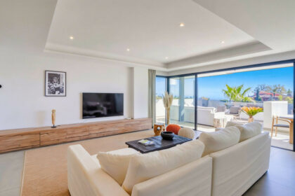 f51dd7e8cfa872c5312531a141124e01 - 16