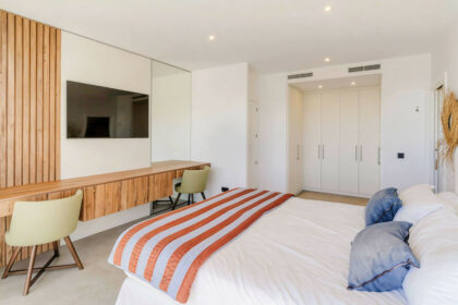 f51dd7e8cfa872c5312531a141124e01 - 21