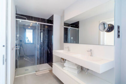 f51dd7e8cfa872c5312531a141124e01 - 31