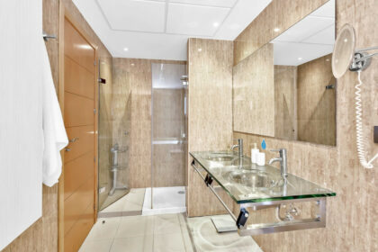 f58708ebc4d03ae9f9ecc9c1acea16f5 - 18