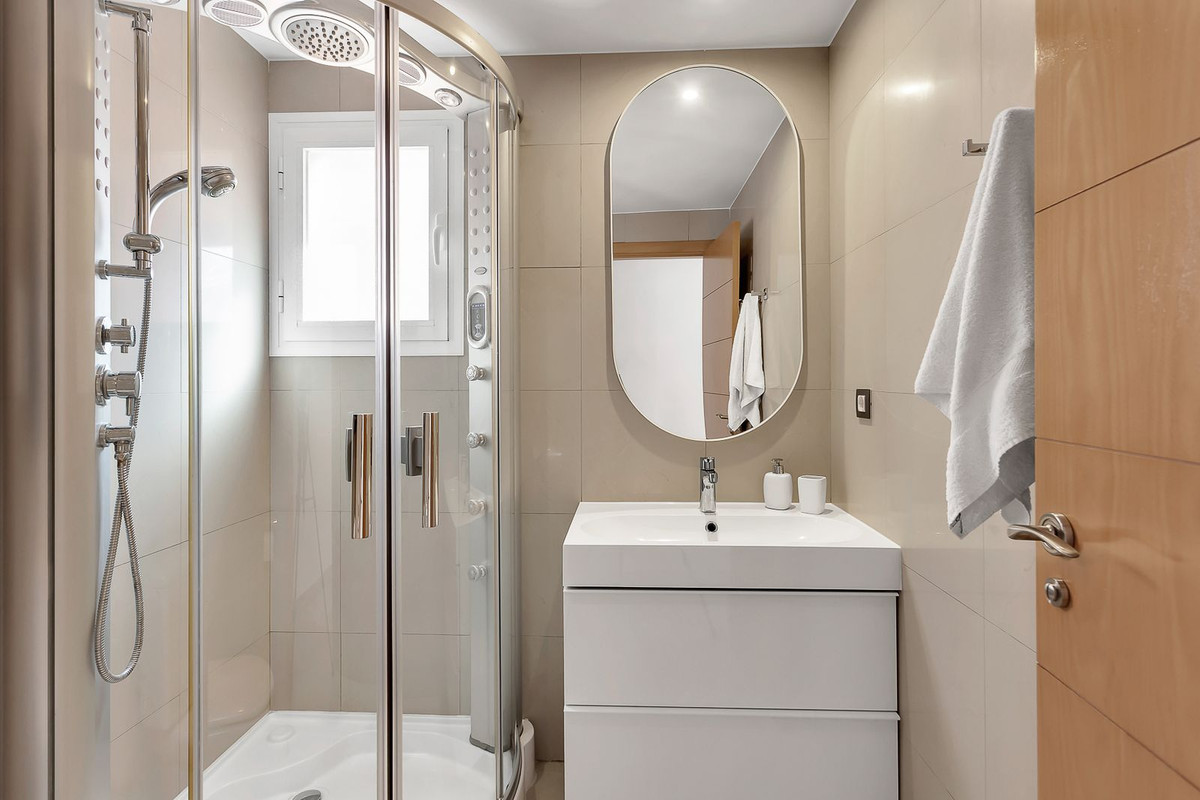 f58708ebc4d03ae9f9ecc9c1acea16f5 - 22