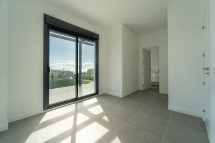 f63c823e13bc248febeab258cd5352fe - 20