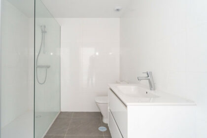 f63c823e13bc248febeab258cd5352fe - 33