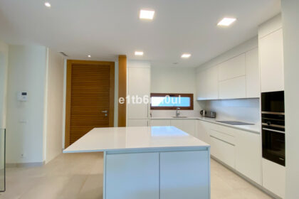 f7129ad7b9b14c4cdaf71f000d9cce5d - 7