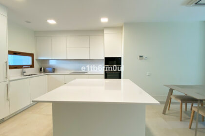 f7129ad7b9b14c4cdaf71f000d9cce5d - 8