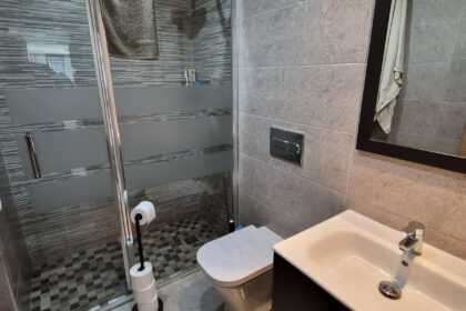 f84343ad103c7edd62e8e330a8b10f07 - 14