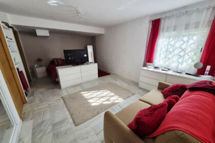 f84343ad103c7edd62e8e330a8b10f07 - 16