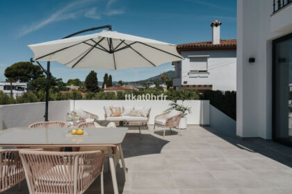 f849e1839fbbbb6fb34dc8bcbba829ac - 14