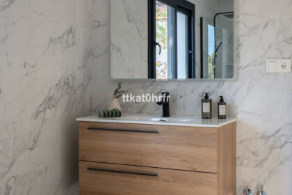 f849e1839fbbbb6fb34dc8bcbba829ac - 33