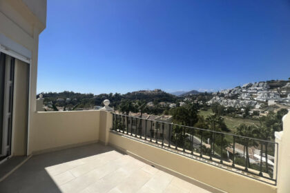 f857b2139b7c96512783499d2996c3b0 - 12