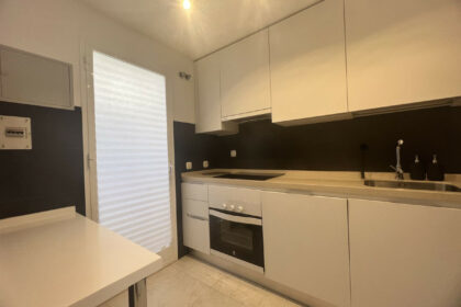 f857b2139b7c96512783499d2996c3b0 - 15