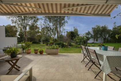 f8c89f944139143f01dea5ffefcf9e6a - 20