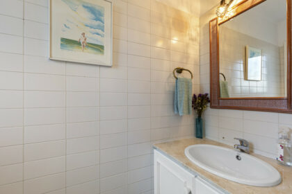 f8c89f944139143f01dea5ffefcf9e6a - 23