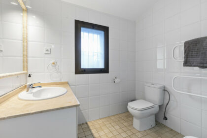 f8c89f944139143f01dea5ffefcf9e6a - 31