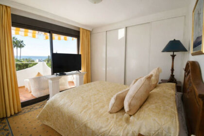 f9007c4d6fd720112dabc8c24439e697 - 14