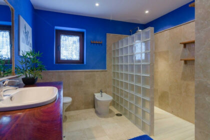 f96dfe97222b26dcc3af8cd609ad1af3 - 19