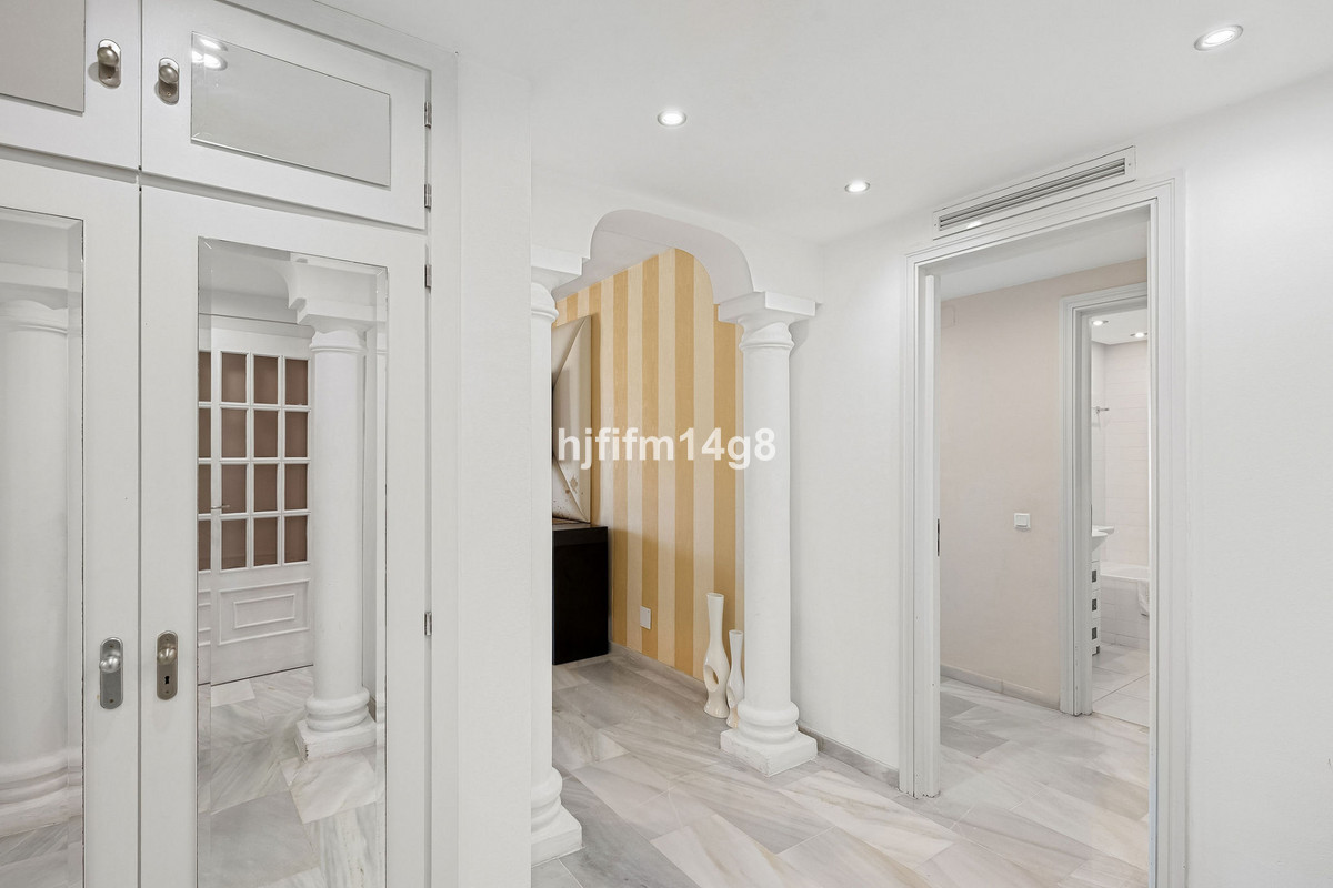 f9a6535a6bf2bd48d4ed3b2cdb2ac88c - 17