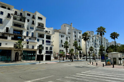 f9aa9ecebe7775d17b141c34a13cb2d7 - 1