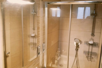 f9e7d999a1705c68f3013b2ede8cb77f - 9