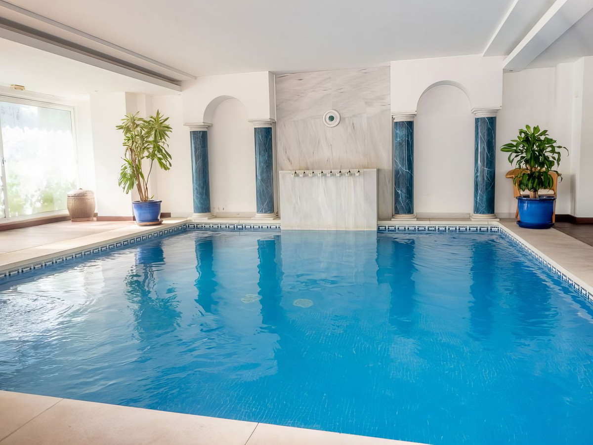 fa0bf405204ed56422ac05cd952e5c35 - 25