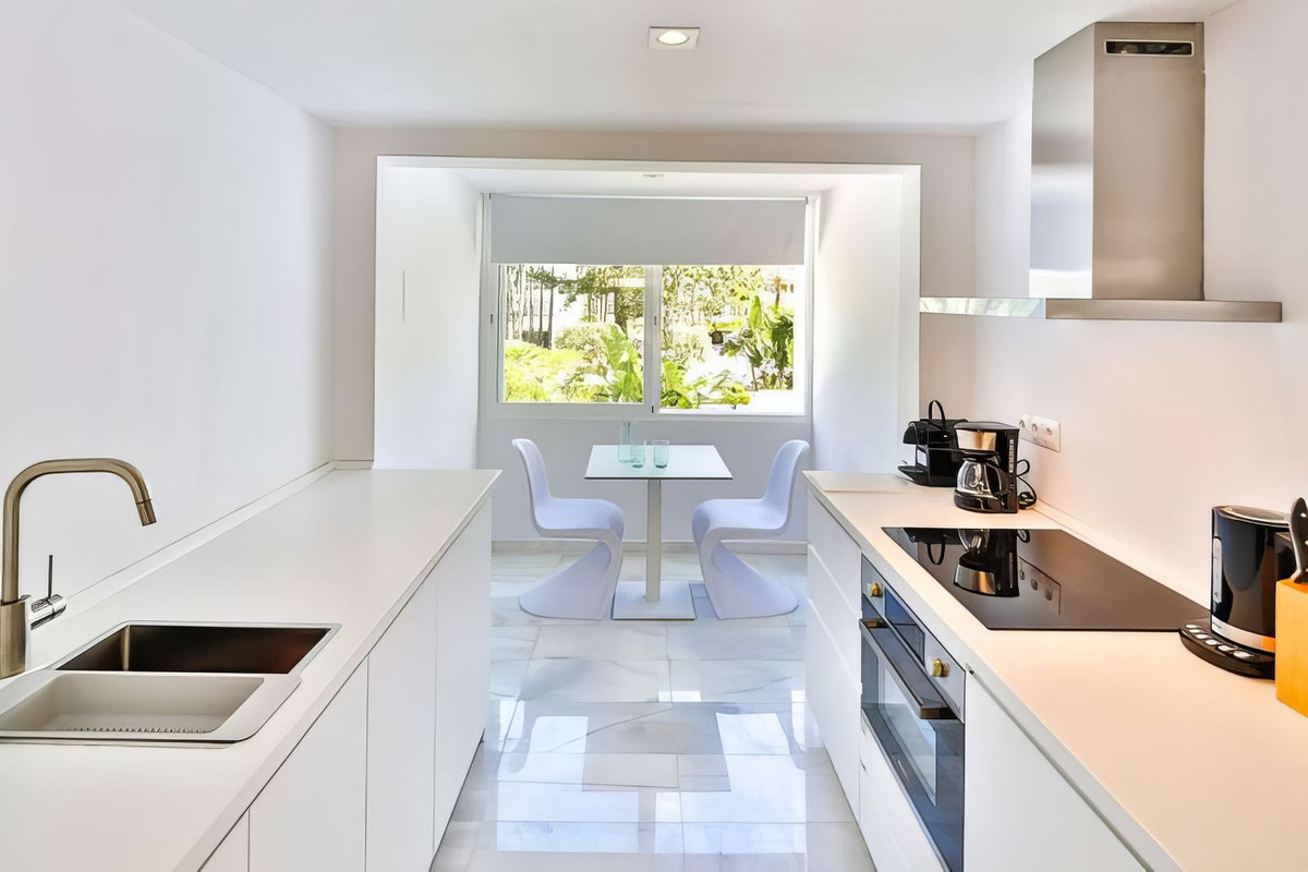 fa0bf405204ed56422ac05cd952e5c35 - 6