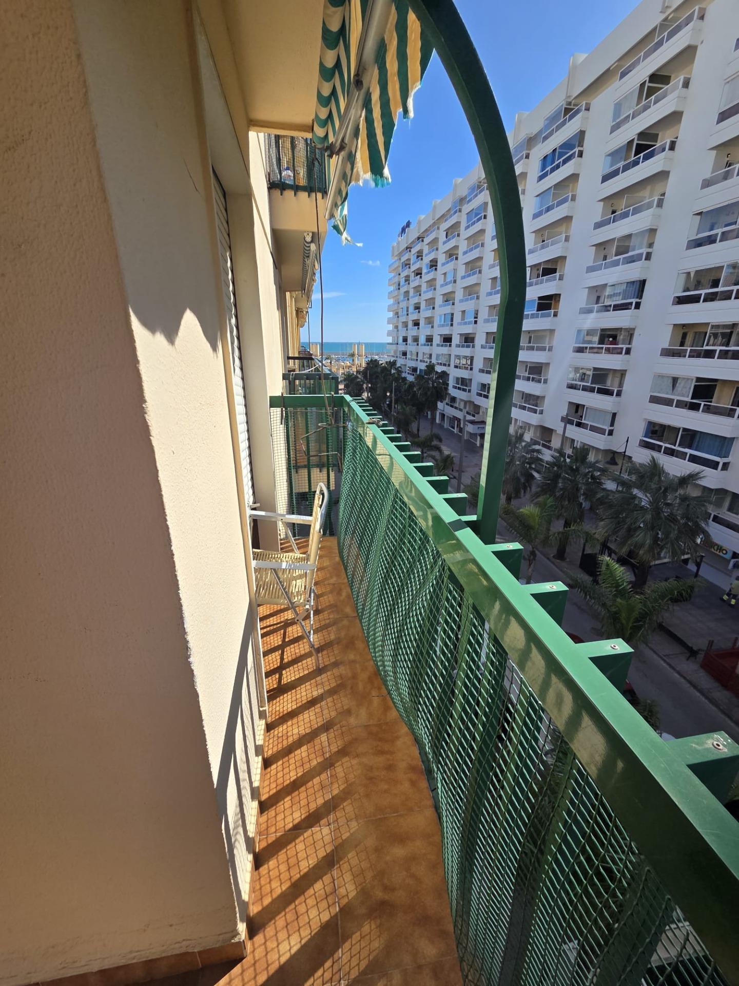 fa13550b0c634a8b0cd04fd5b0aed9c4 - 12