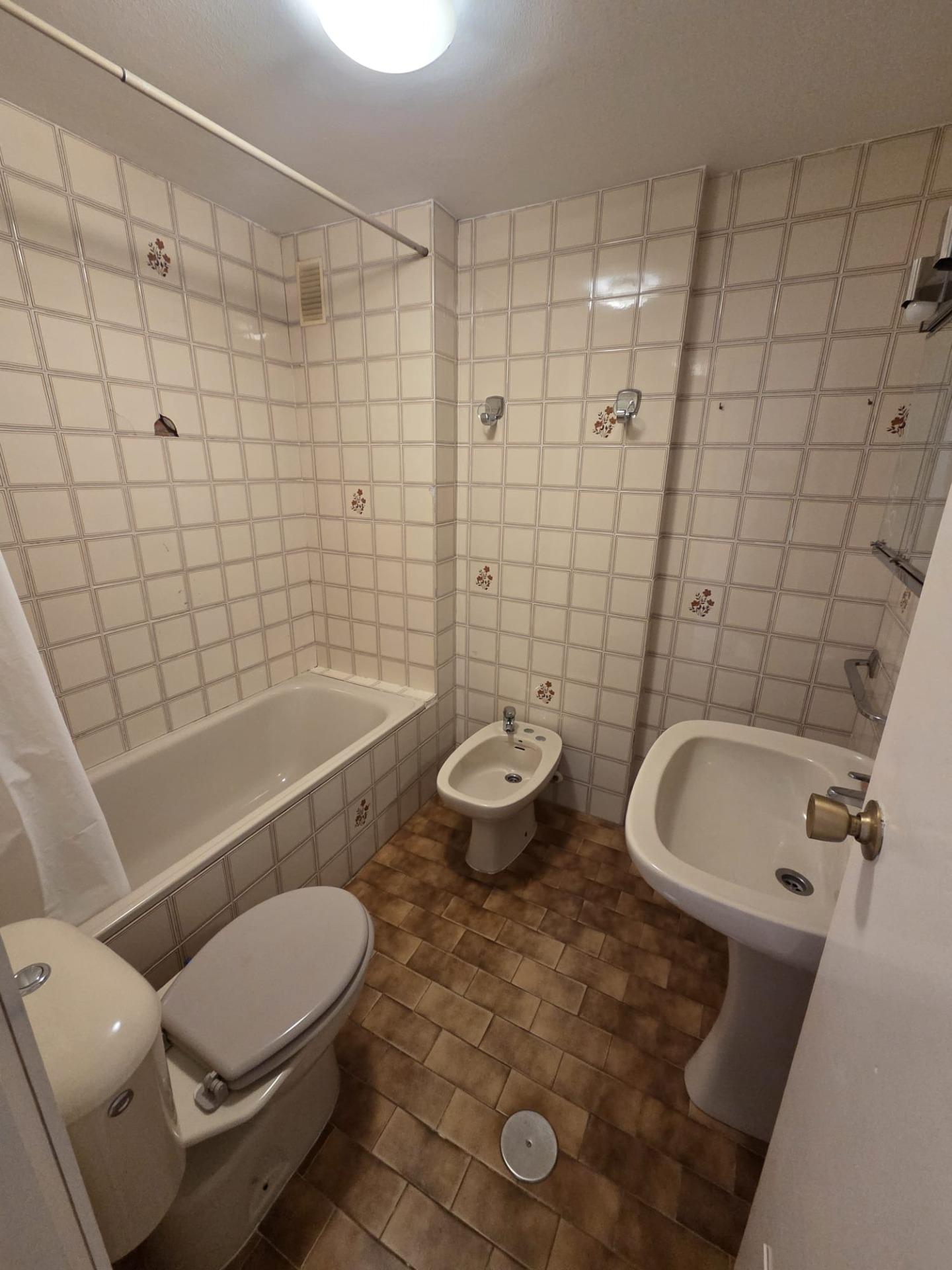 fa13550b0c634a8b0cd04fd5b0aed9c4 - 8