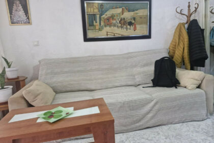 fad5e7e140198ff147e41eb0f37de1ff - 12