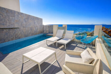 fc3885c97e600653638c6a58bdd9a74e - 13