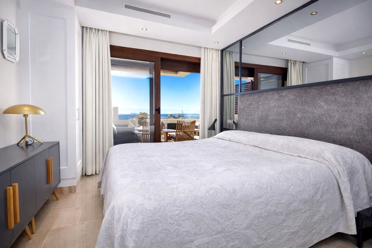 fc3885c97e600653638c6a58bdd9a74e - 5