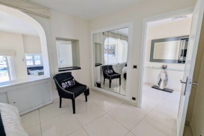 fc61eabfb0b8a15a0e27ea109dab0b7a - 23