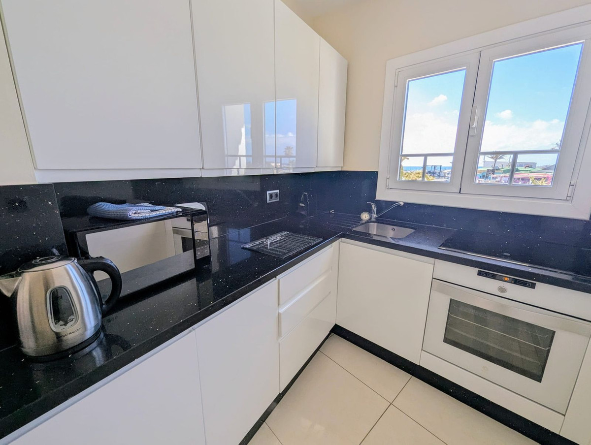 fc61eabfb0b8a15a0e27ea109dab0b7a - 29