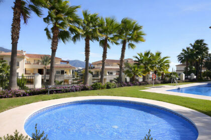 fc8aa8d3d698f6b220c3547616f81679 - 23