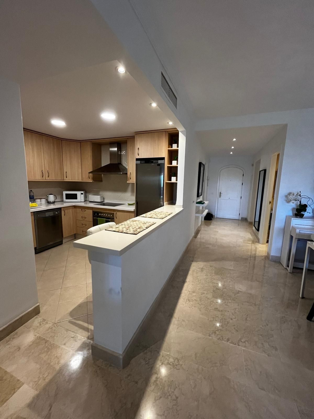 fcbc9a69f5912ce7ba7f6e9129891dda - 10