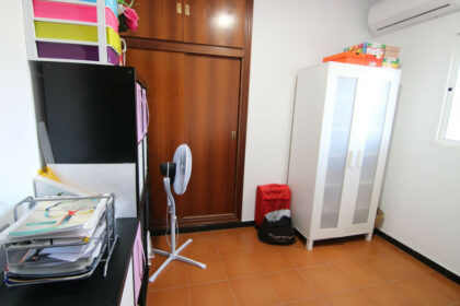 fe1f8817e85274cc7499954c86951923 - 12