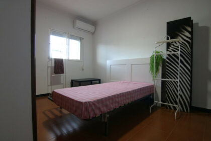 fe1f8817e85274cc7499954c86951923 - 13