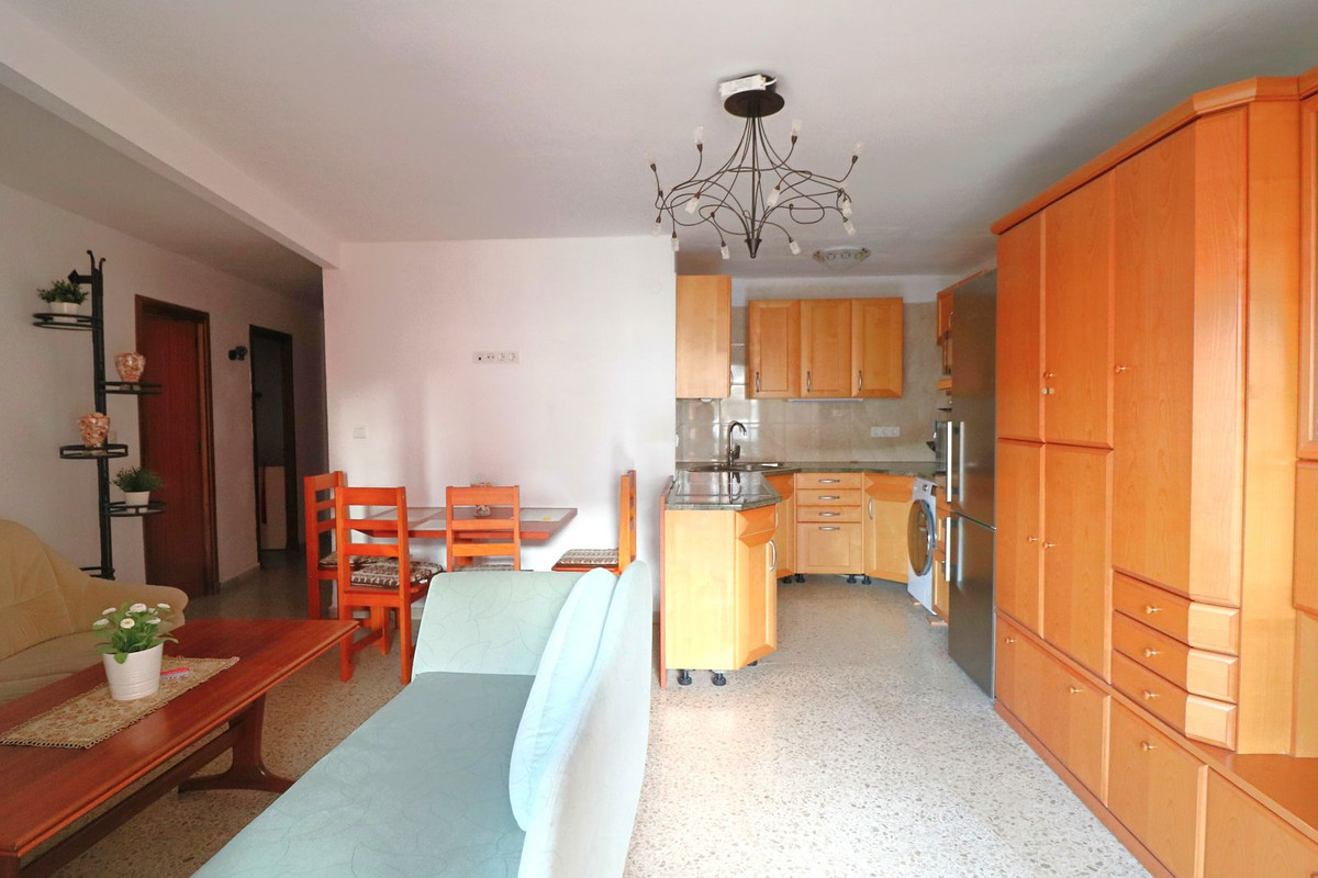 ffd4e7f754e9a535692c2fb6dc90e55c - 4