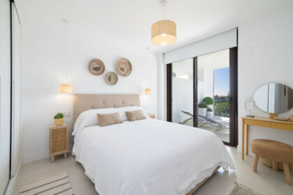 001903c647c8a04b1097bfb066a9252d - 11