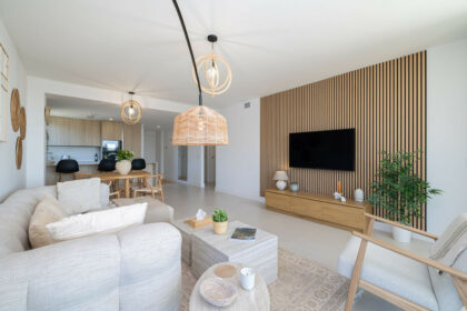 001903c647c8a04b1097bfb066a9252d - 4