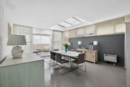 00591bf89afb24f055b0b2138ffcbb96 - 15