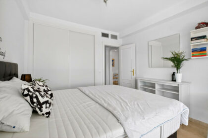 00591bf89afb24f055b0b2138ffcbb96 - 24