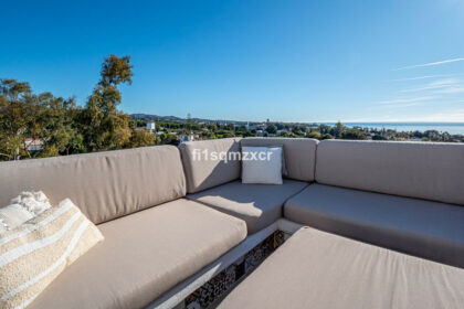 005e57be1152a151a454c8f6b2419fcc - 10