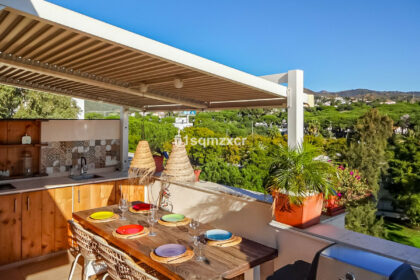 005e57be1152a151a454c8f6b2419fcc - 20