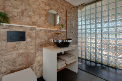 005e57be1152a151a454c8f6b2419fcc - 39