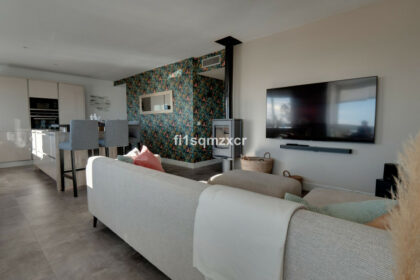 005e57be1152a151a454c8f6b2419fcc - 47