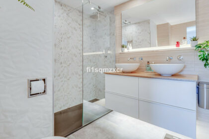 005e57be1152a151a454c8f6b2419fcc - 58