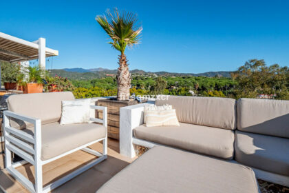 005e57be1152a151a454c8f6b2419fcc - 7