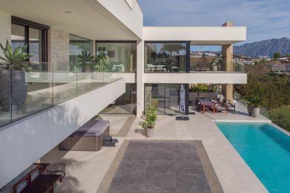 007723ace067d0ecf340195a097ce550 - 71