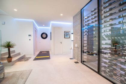 007723ace067d0ecf340195a097ce550 - 77